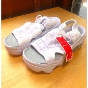 Women's Air Max Koko Sandal White Sz 9